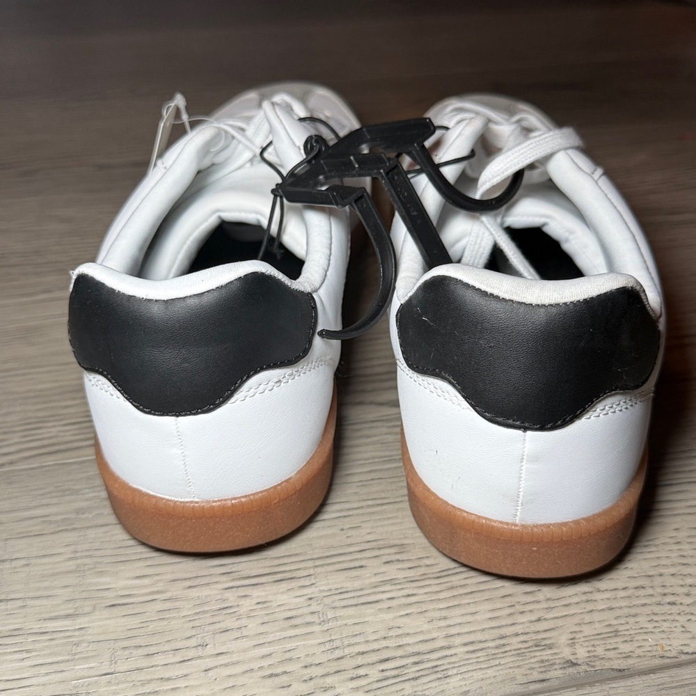 NEW! No Boundaries Mens Sport Sneakers Size 13 Low Top Shoes with Gum Sole - Picture 8 of 9